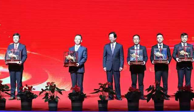 腳踏實(shí)地 再創(chuàng)佳績(jī)  ——泰禾股份如東工廠喜獲第三屆金牛獎(jiǎng)“新銳獎(jiǎng)”