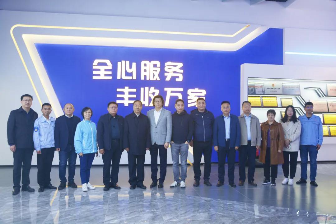 風(fēng)正好揚(yáng)帆 田曉宏董事長(zhǎng)一行參訪安陽全豐
